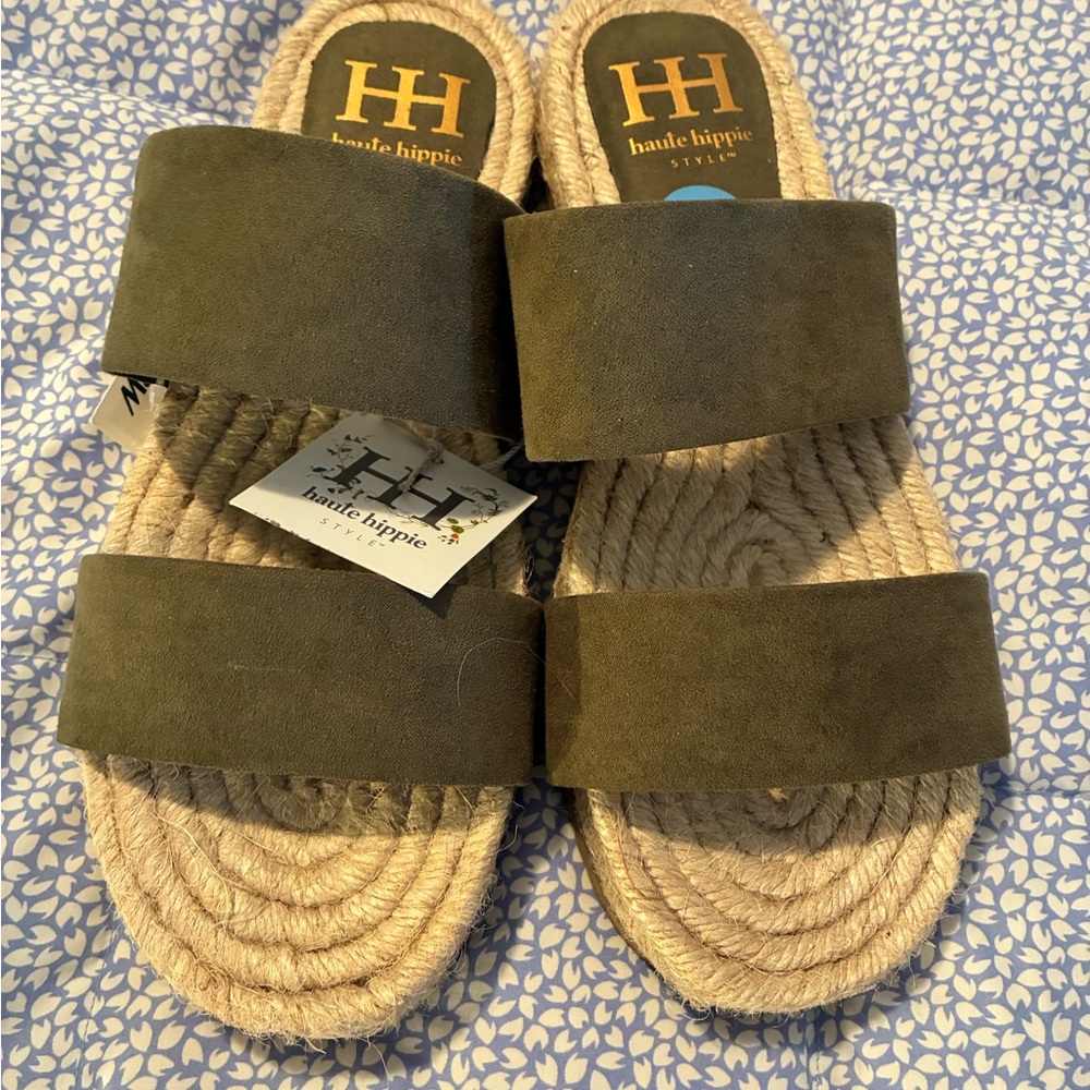 NWT sz6.5 Haute Hippie Olive 🫒 Green Suede Slide Sandals